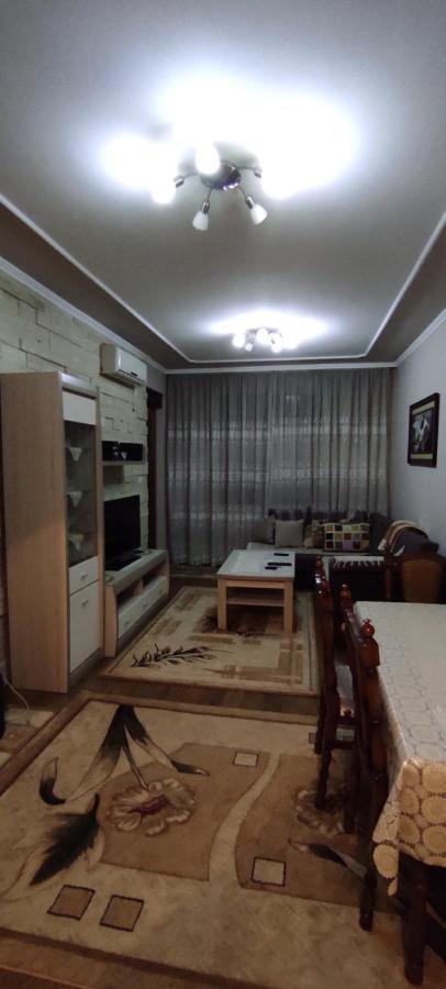 דירות פודגוריצה Apartman Tanya מראה חיצוני תמונה