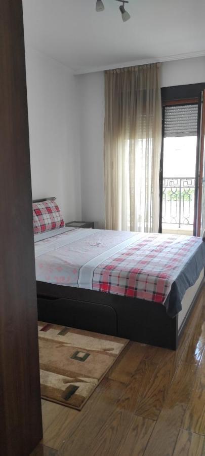 דירות פודגוריצה Apartman Tanya מראה חיצוני תמונה